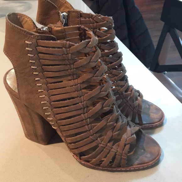 Dolce Vita Shoes - Dolce vita brown caged sandals with side zipper